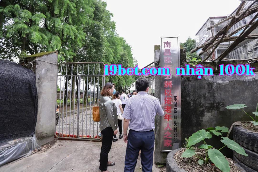 Kỳ Hạc yêu thương người già, ấm áp tuổi già – đi vào Viện Người già Dương Tử Châu!